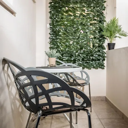 레프케스 스튜디오스