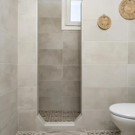 레프케스 스튜디오스