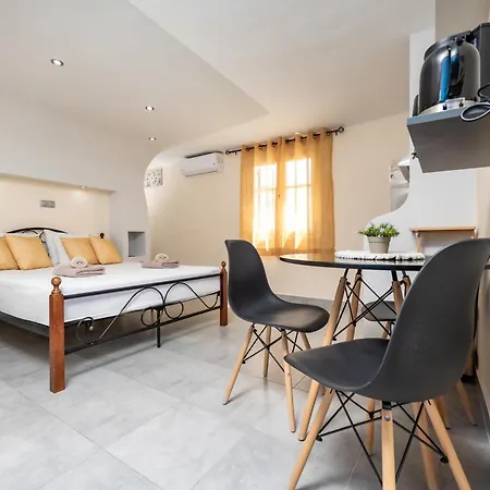 アパートホテル Lefkes