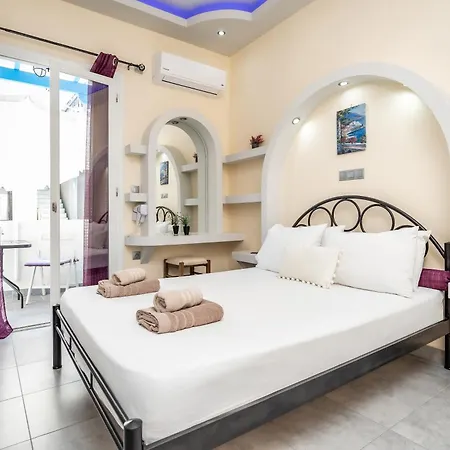 アパートホテル Lefkes Naxos City