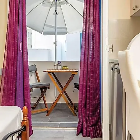 Lejlighedshotel Lefkes 4*