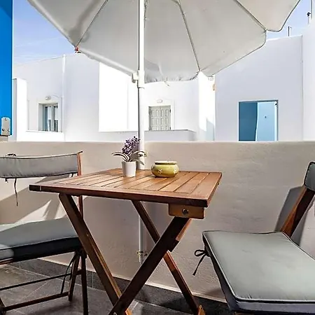 Lefkes Apart Otel 4*